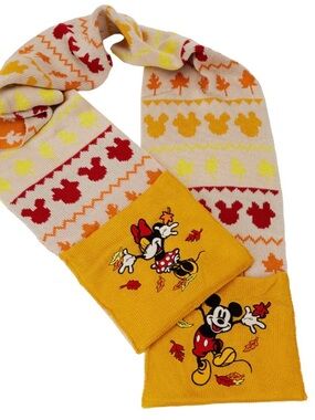 Disney x Loungefly Fall Mickey and Minnie Mouse Fair Isle Scarf